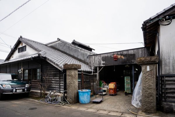 土地の個性を味わう“自然派焼酎”―有限会社白石酒造―